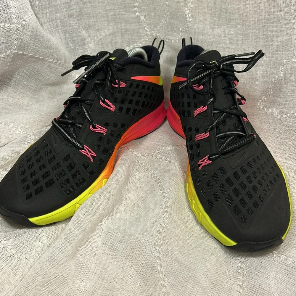 Nike Training almost NEW worn once athletic shoes